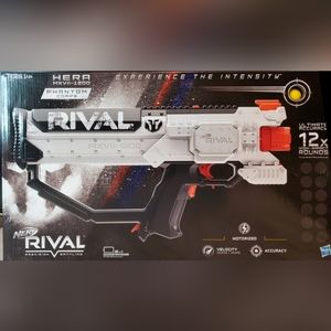 Nerf Rival Phantom Corps Hera MXVII-1200 Gun Blast